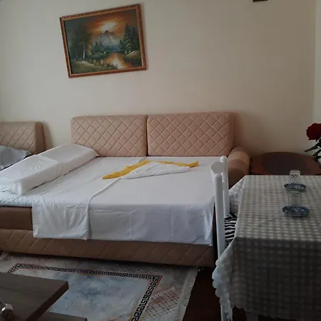 Gezimi Apartamento Korce