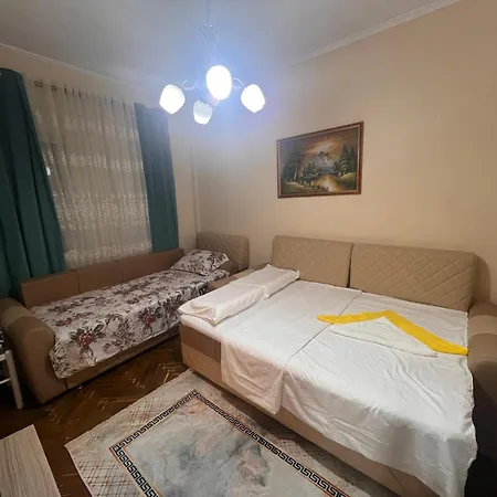 Gezimi Apartamento *